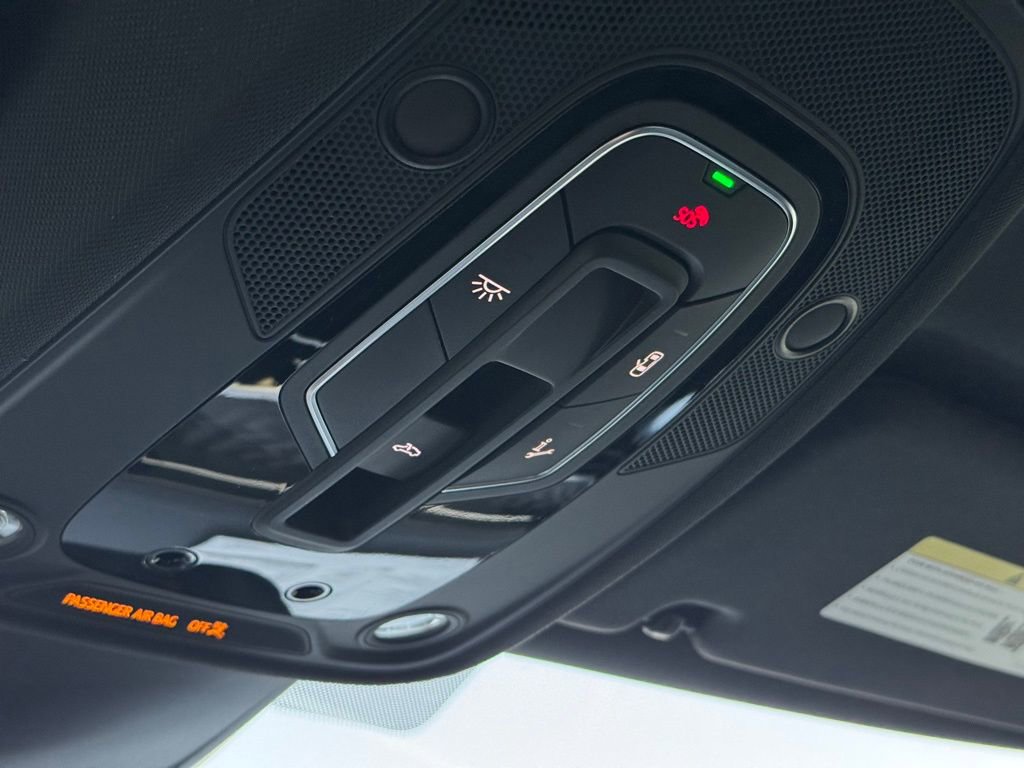 Used 2025 Audi A6 Premium Plus image 40