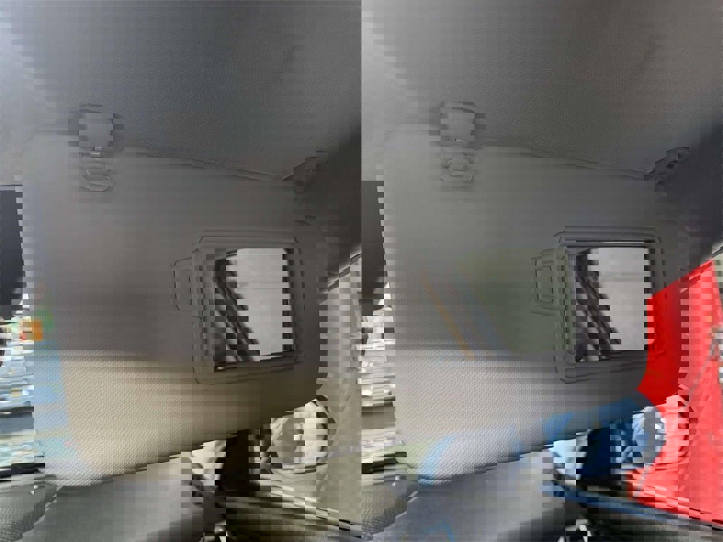 Used 2025 Kia Seltos S image 29