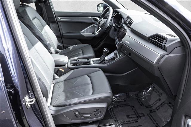 Used 2021 Audi Q3 2.0T Premium Plus w/ Premium Plus Package image 25