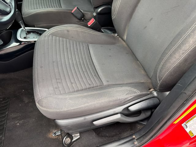 Used 2015 Toyota Yaris SE FWD image 19