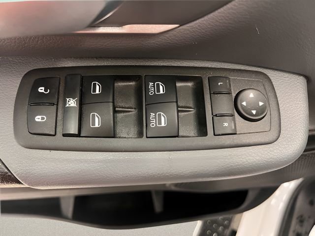 Used 2022 RAM 1500 Big Horn AWD/4WD image 13