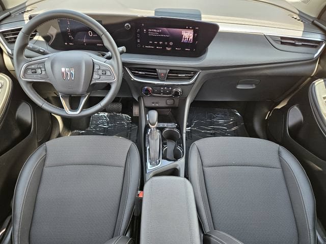 Used 2025 Buick Encore GX Preferred AWD/4WD image 25