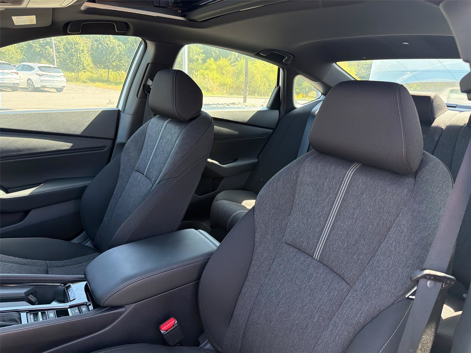 Used 2025 Honda Accord Sport image 45