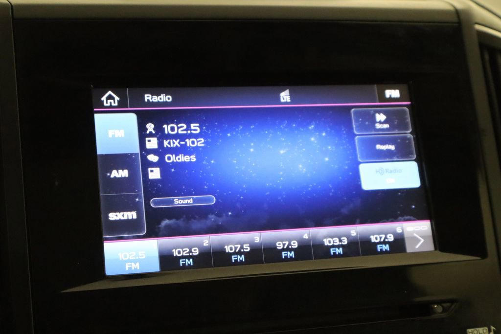 Used 2023 Subaru Forester Premium image 33