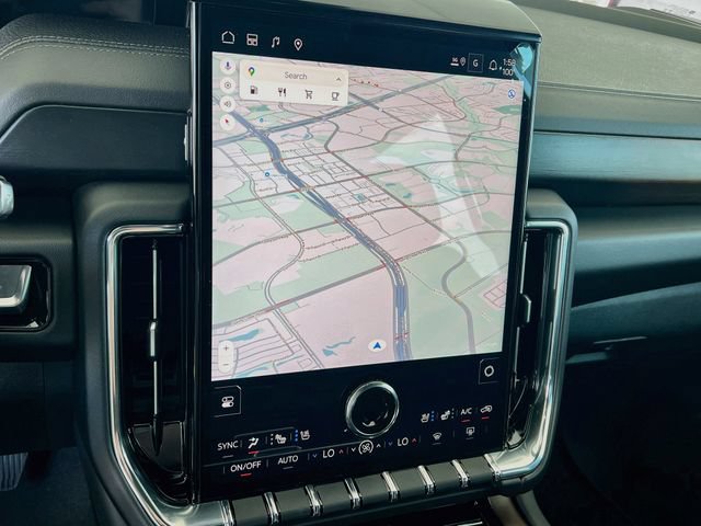 New 2026 GMC Yukon Denali w/ Denali Reserve Package AWD/4WD image 8