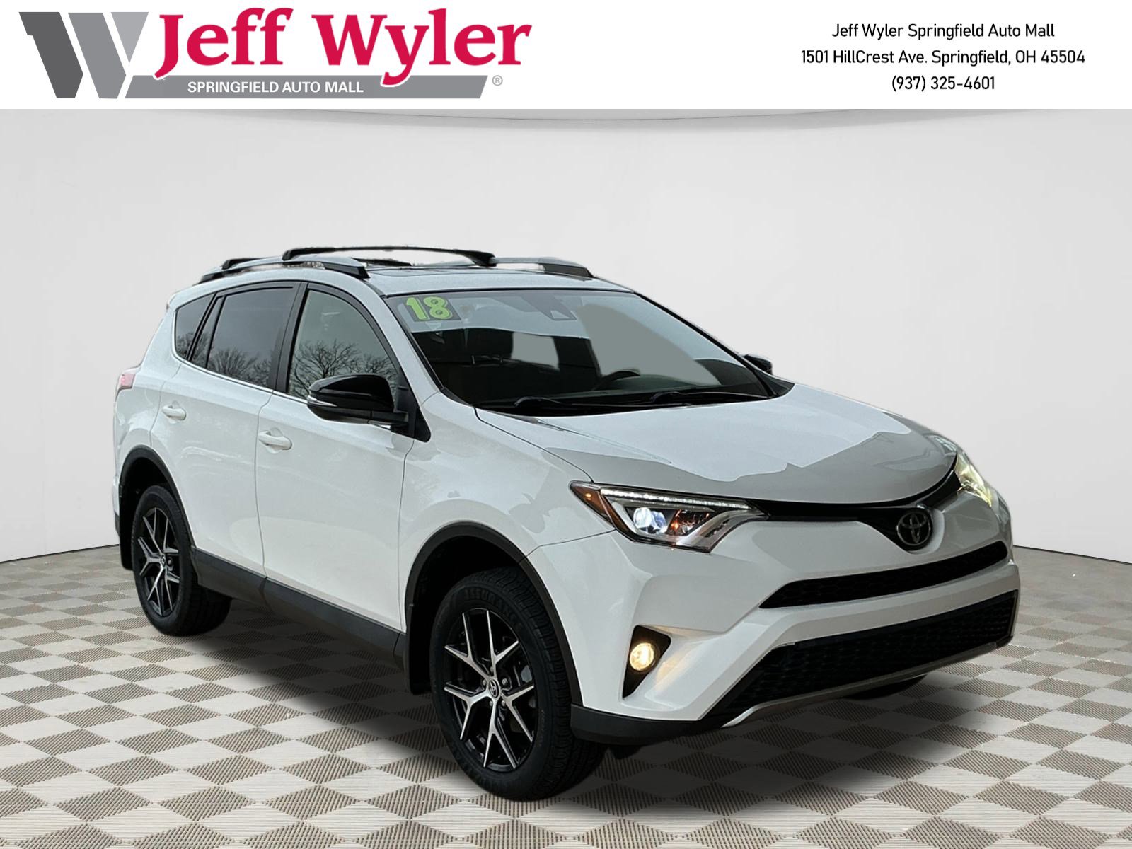 Used 2018 Toyota RAV4 SE