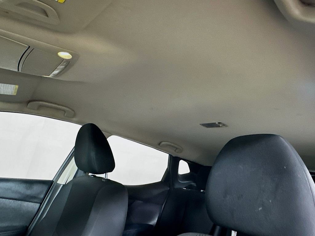Used 2019 Nissan Rogue Sport S FWD image 11