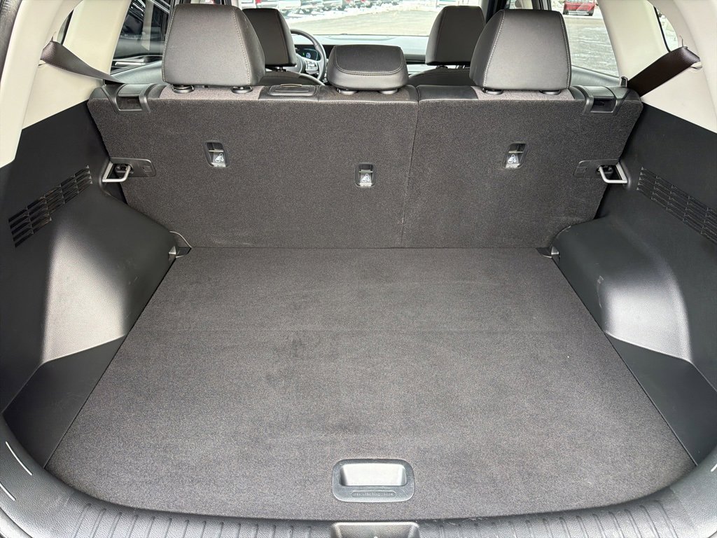 Used 2025 Kia Seltos S image 17