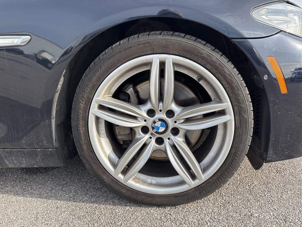 Used 2016 BMW 550i Sedan image 11