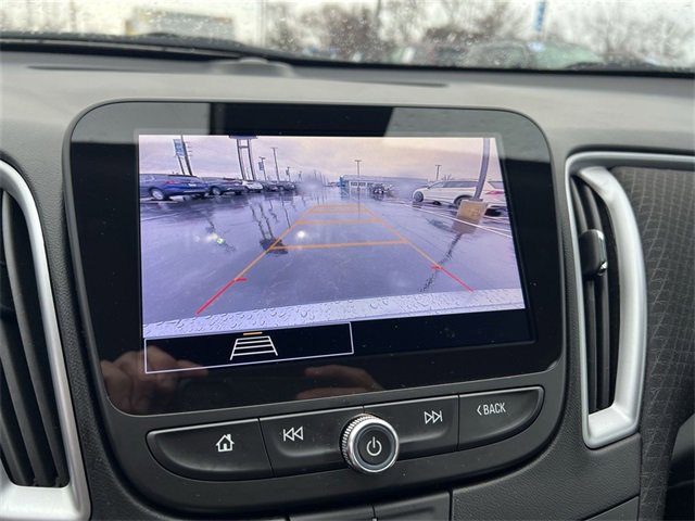 Used 2023 Chevrolet Malibu LS image 20