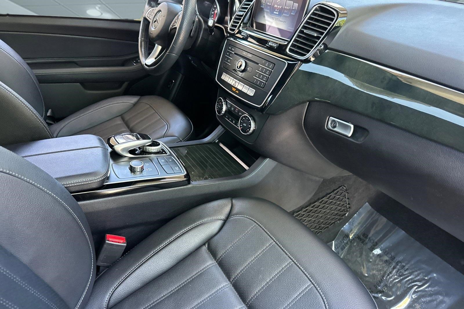 Used 2018 Mercedes-Benz GLE 350 4MATIC image 33