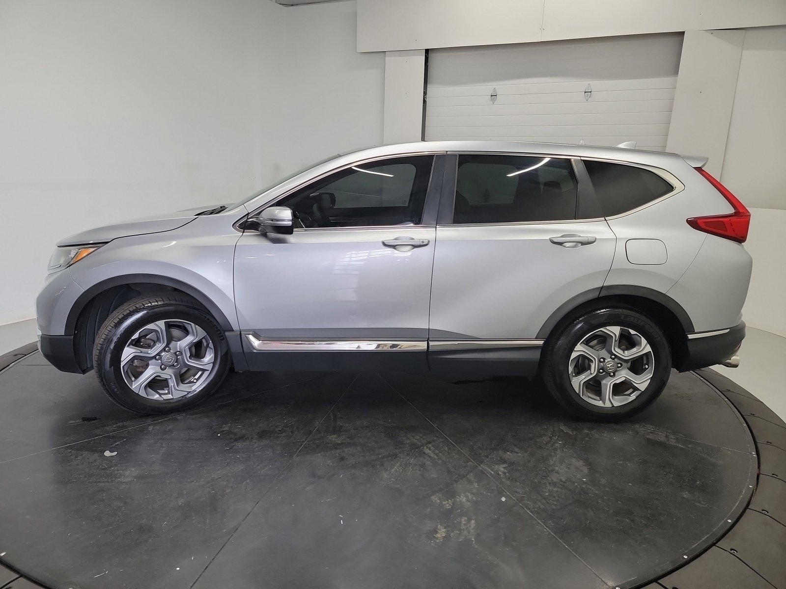 Used 2018 Honda CR-V EX image 4