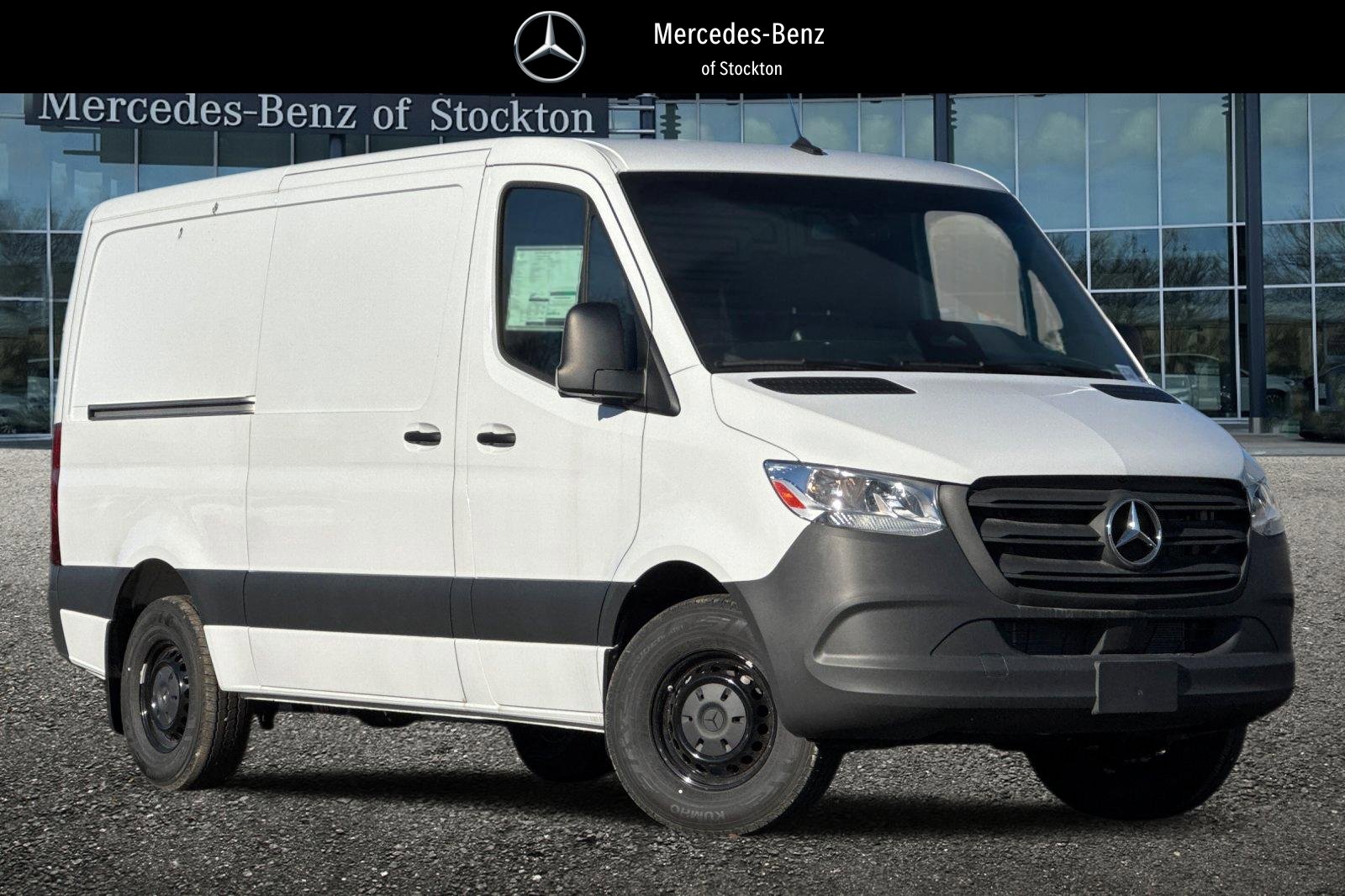 New 2025 Mercedes-Benz Sprinter 2500 image 1