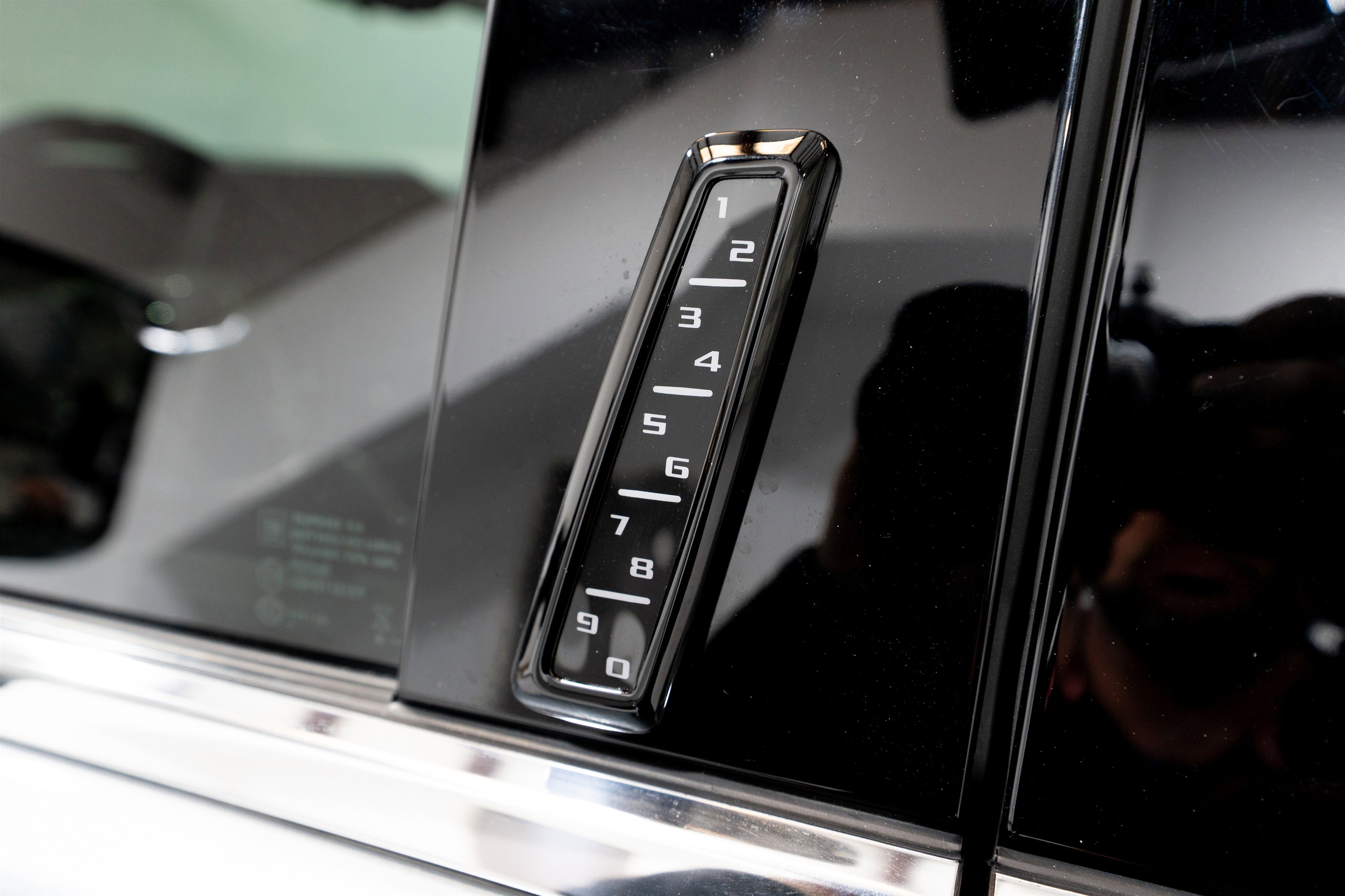 Used 2024 GMC Sierra 2500 Denali w/ Denali Reserve Package image 14