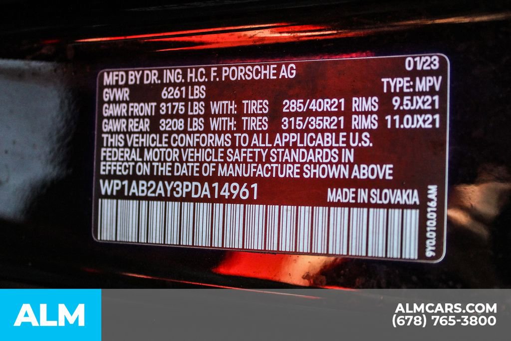 Used 2023 Porsche Cayenne S Platinum w/ Premium Package Plus image 40