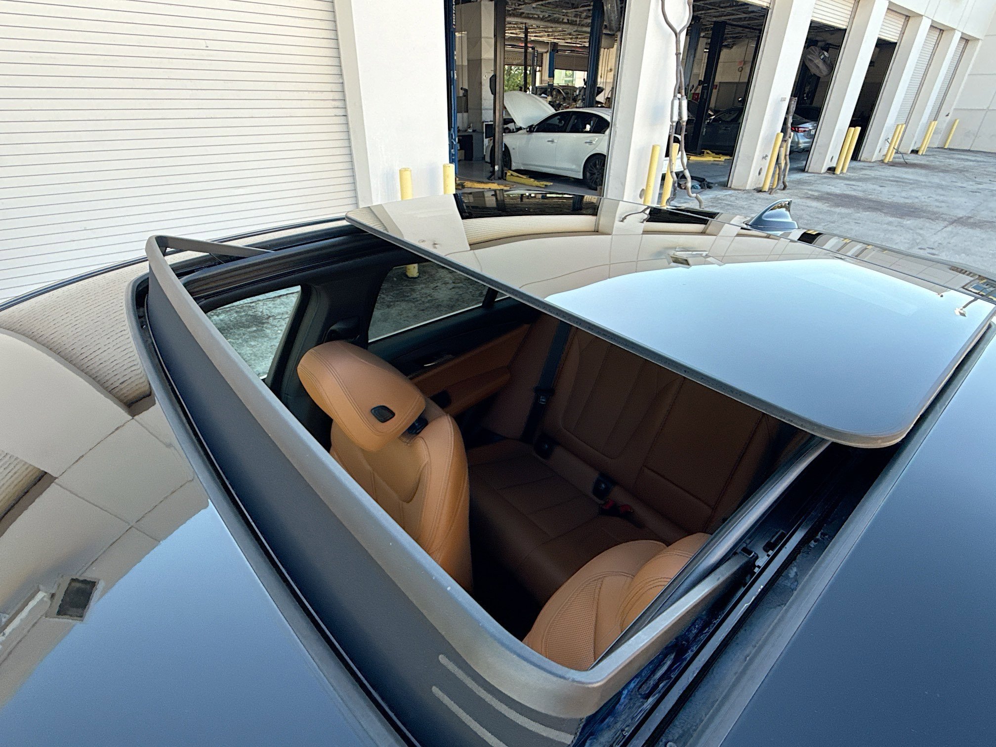 Used 2023 BMW X4 xDrive30i w/ Premium Package image 17