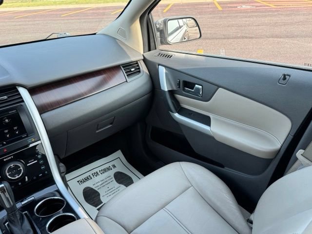 Used 2013 Ford Edge Limited FWD image 17