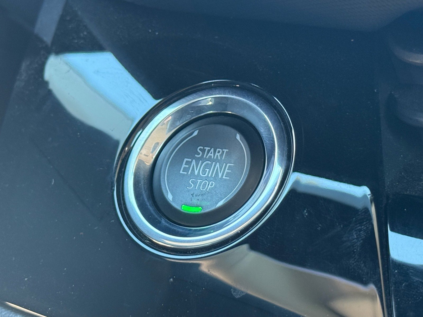 Used 2025 Buick Envision Preferred image 27