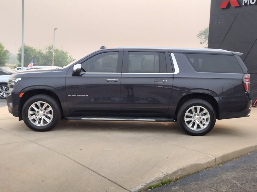 Used 2022 Chevrolet Suburban Premier AWD/4WD image 20