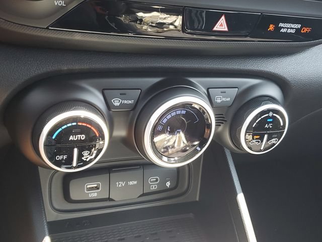 New 2026 Hyundai Venue SEL FWD image 28