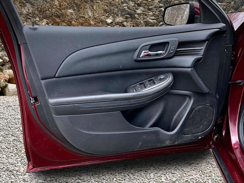 Used 2014 Chevrolet Malibu LT image 20