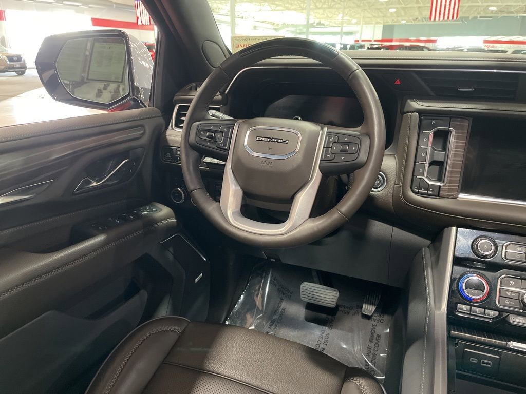 Certified 2024 GMC Yukon XL Denali w/ Denali Reserve Package image 18
