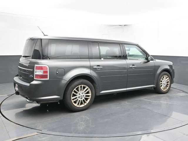 Used 2016 Ford Flex SEL FWD image 2