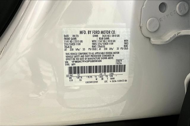 Used 2023 Ford Explorer Limited image 31