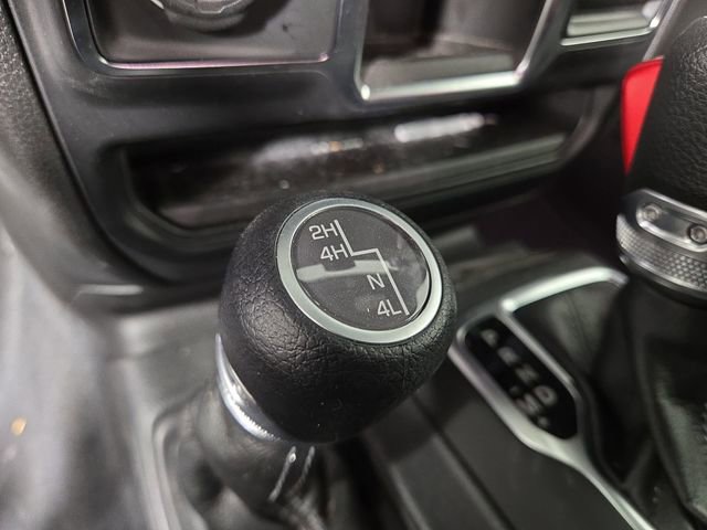 Used 2024 Jeep Wrangler Sport image 27