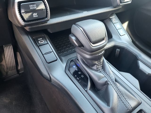 Used 2026 Toyota RAV4 LE AWD/4WD image 19