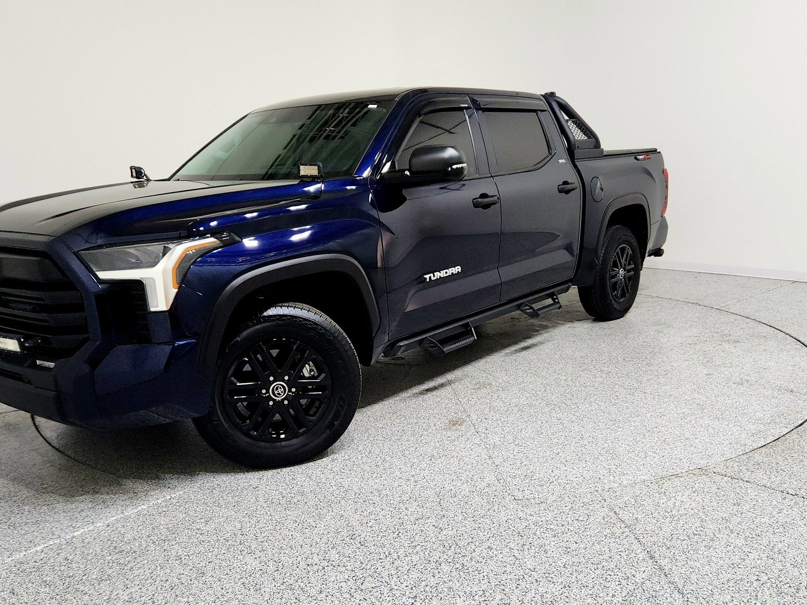 Used 2024 Toyota Tundra SR5 video 1