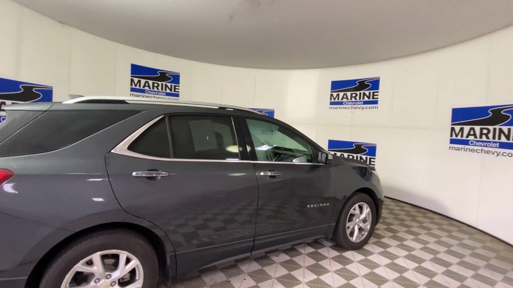 Used 2020 Chevrolet Equinox Premier w/ LPO, Cargo Package FWD image 2