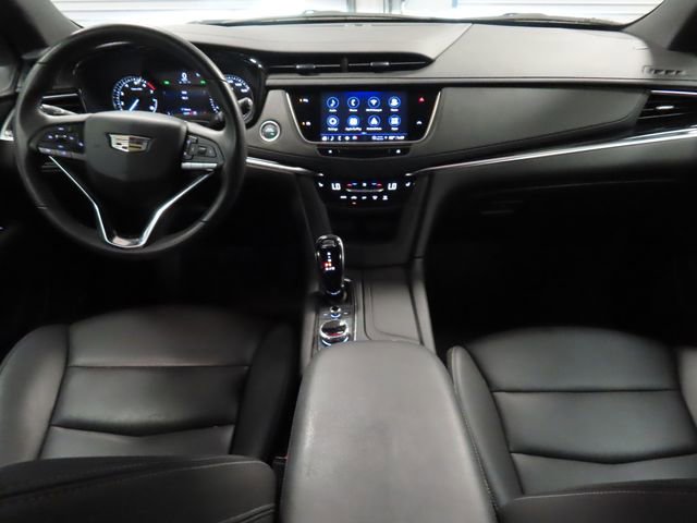 Certified 2025 Cadillac XT6 Luxury image 28