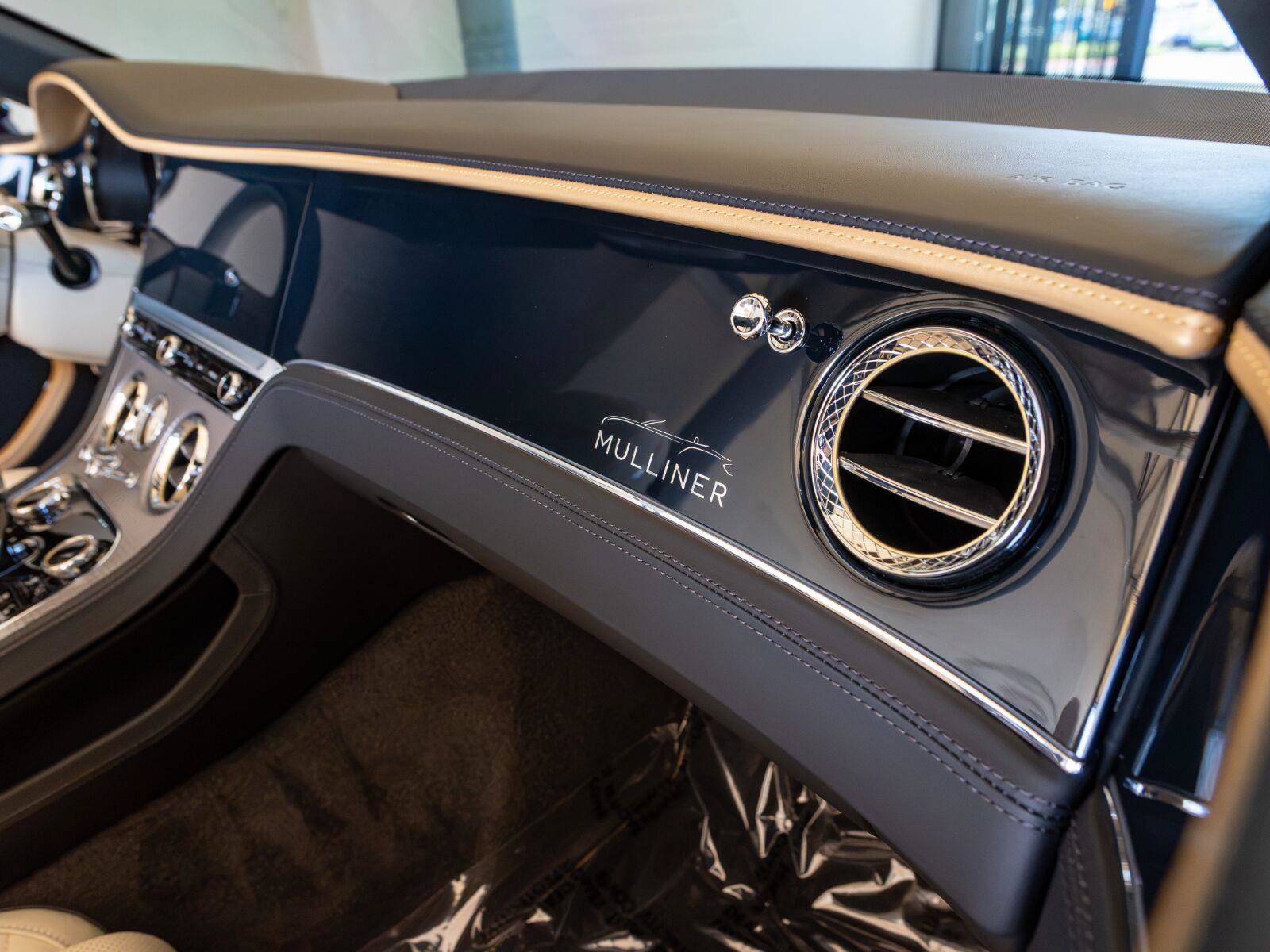 Used 2024 Bentley Continental GT Mulliner AWD/4WD image 42