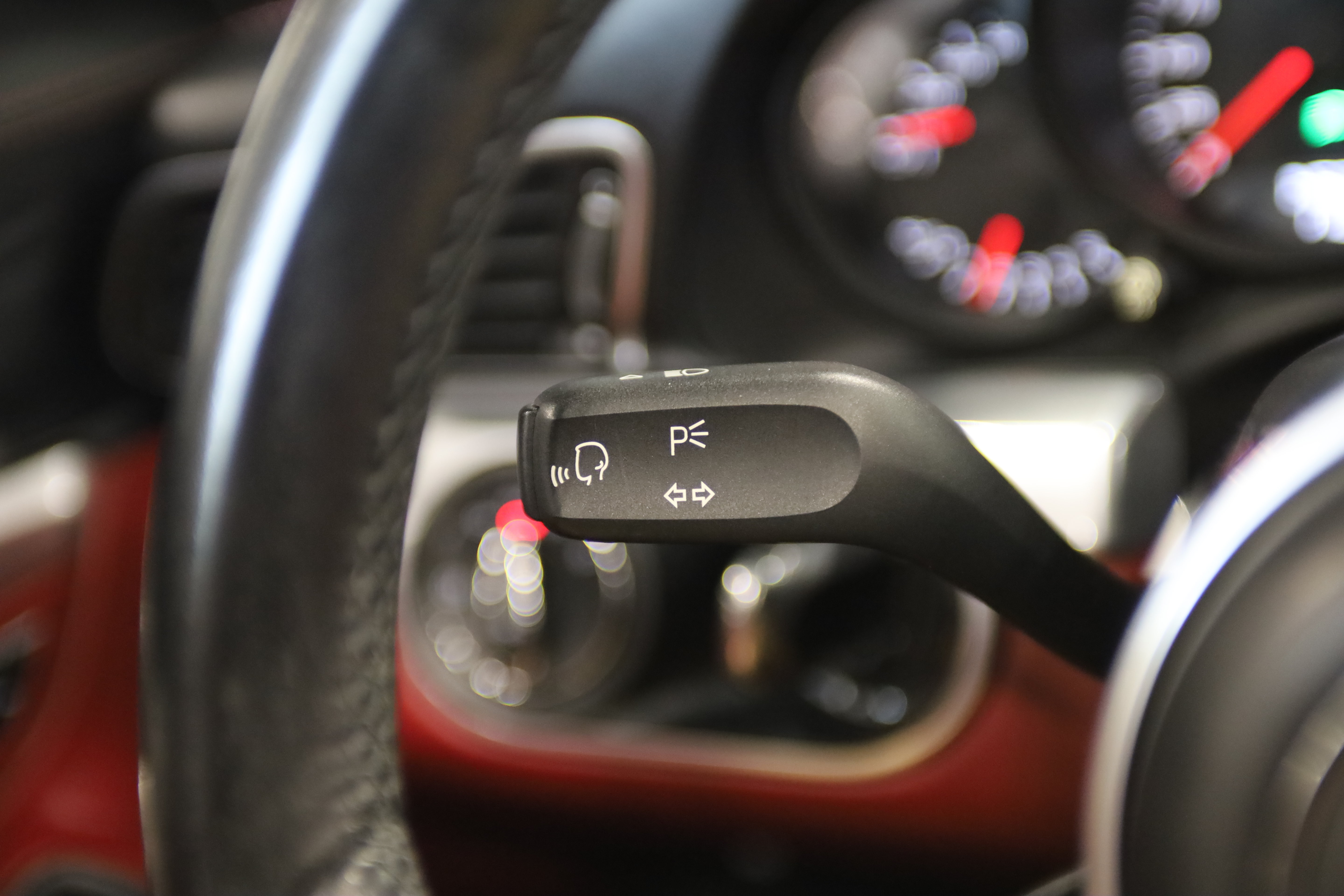 Used 2018 Porsche 911 Carrera S RWD image 20