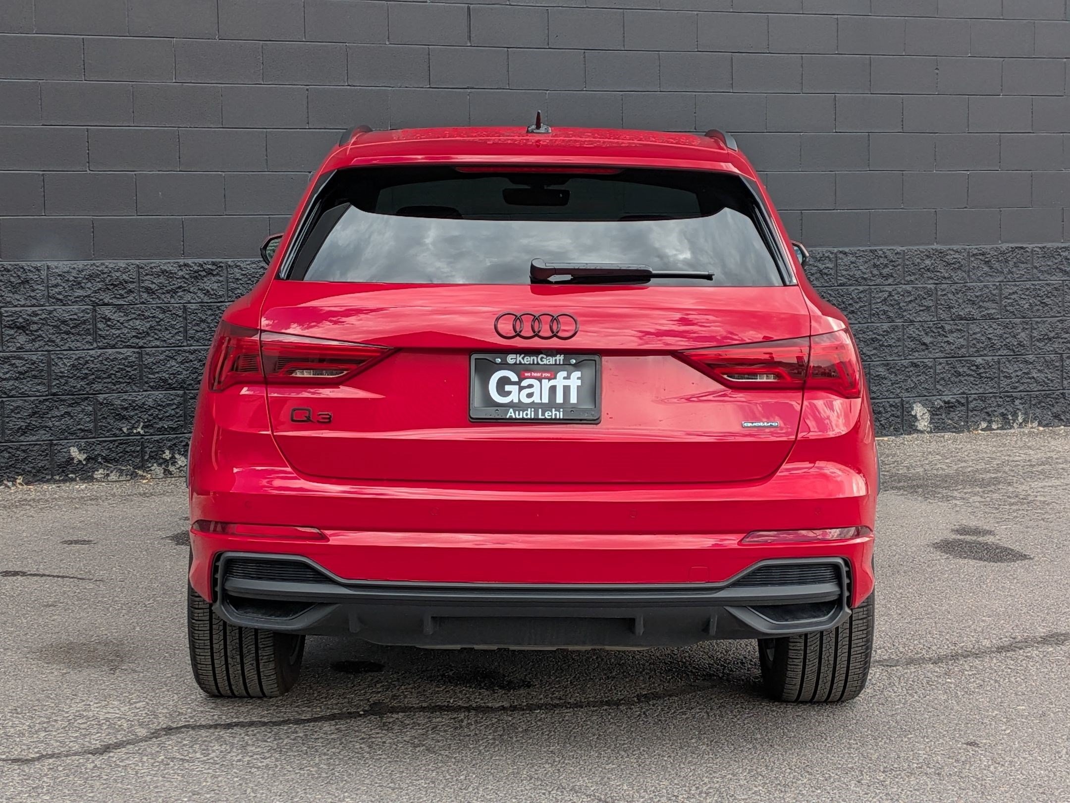 Certified 2025 Audi Q3 2.0T Premium w/ Convenience Package AWD/4WD image 7