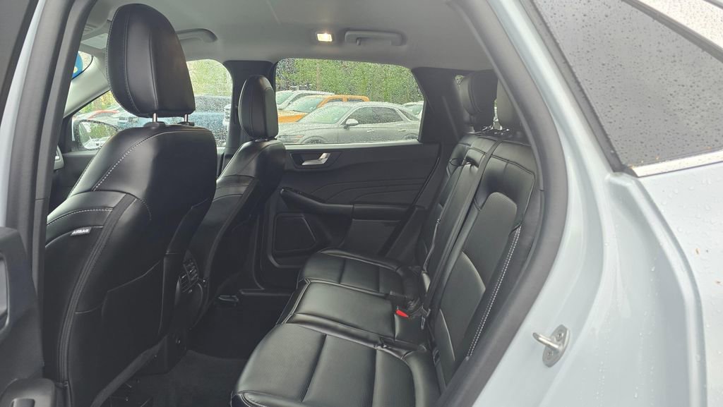 Used 2025 Ford Escape Platinum image 16