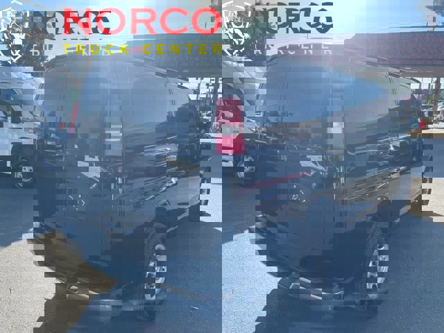 Used 2015 Chevrolet Express 2500 image 24