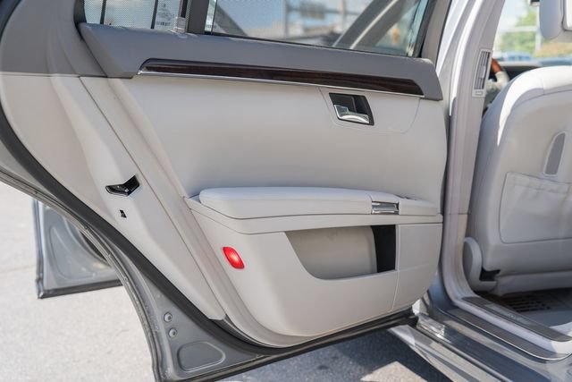 Used 2011 Mercedes-Benz S 550 image 39