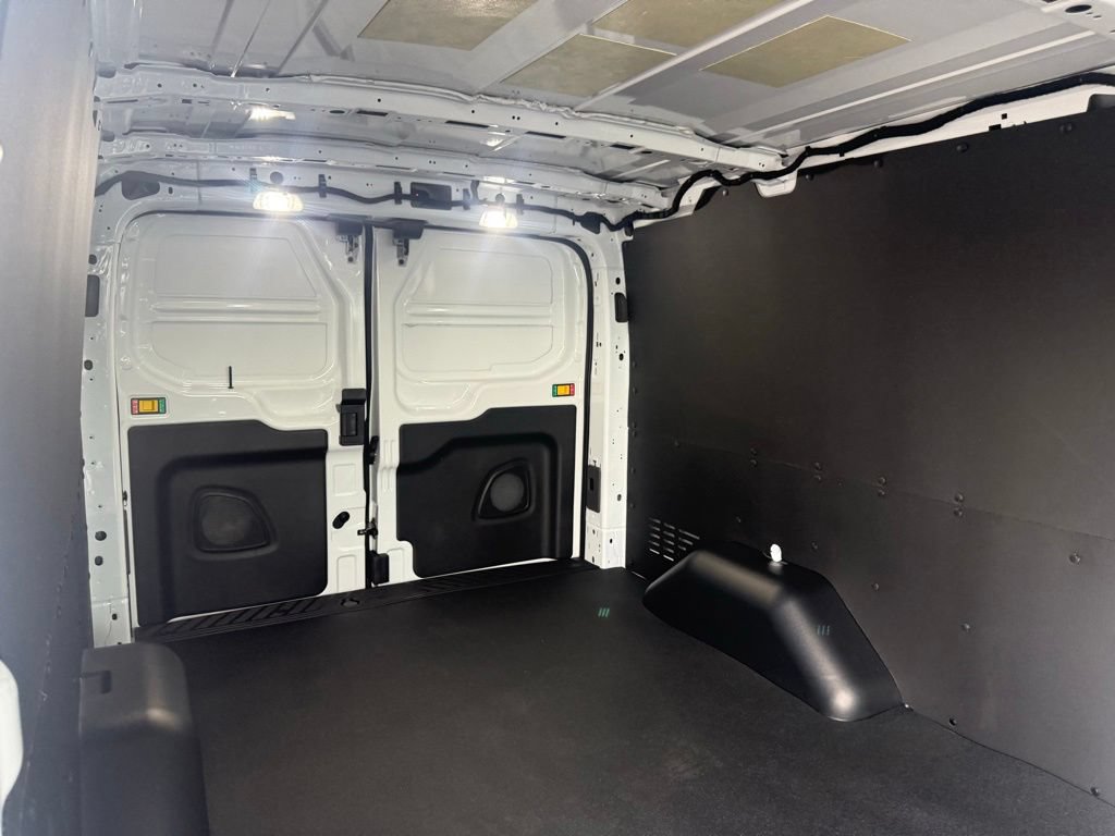 New 2026 Ford Transit 250 Low Roof w/ Load Area Protection Package RWD image 54