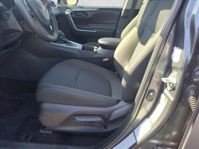 Used 2025 Toyota RAV4 LE image 15