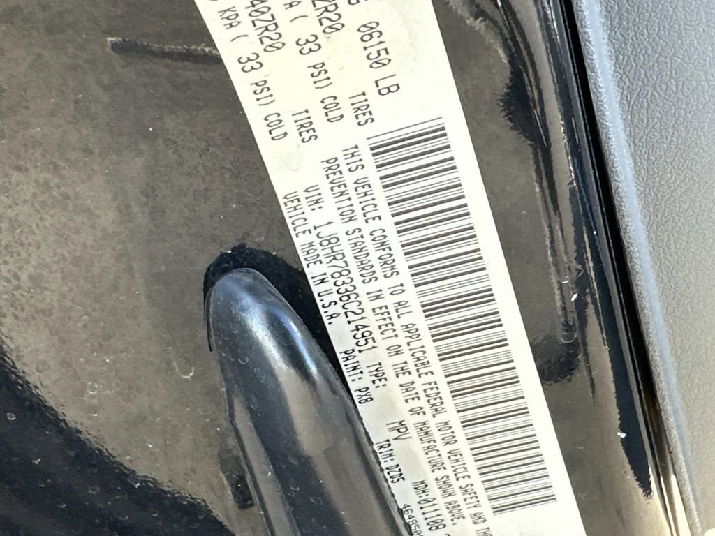 Used 2006 Jeep Grand Cherokee SRT8 w/ SRT Option Group I image 19