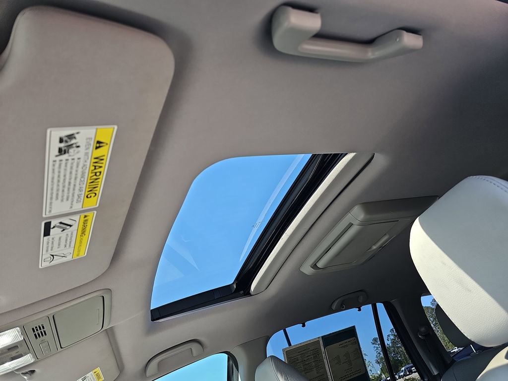 Used 2017 Honda Pilot Touring image 35