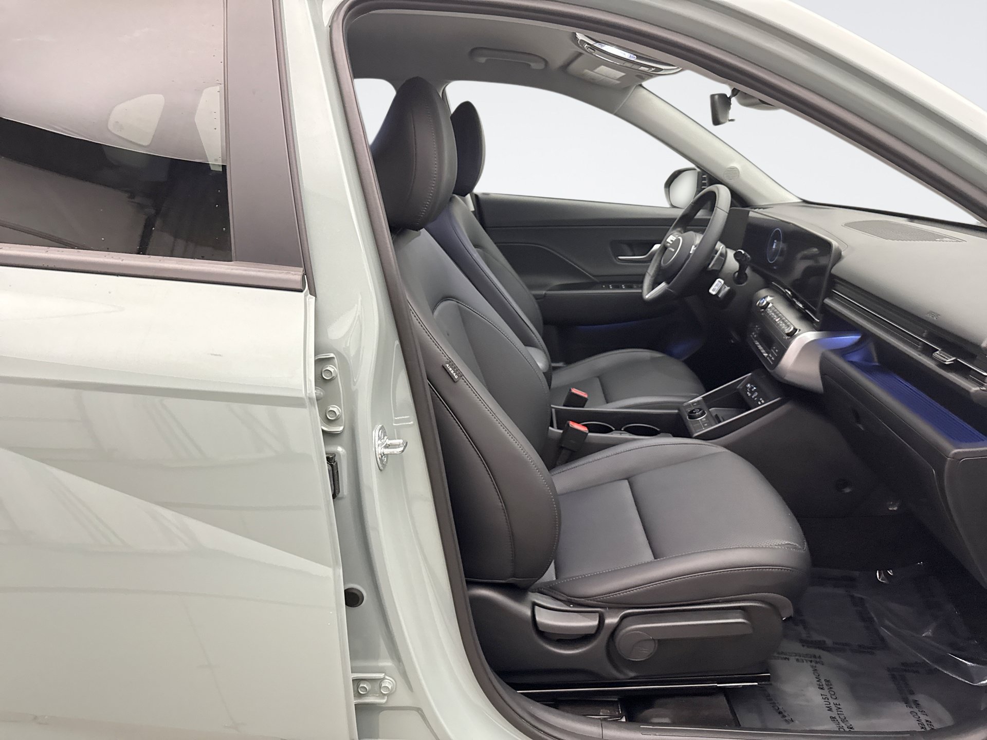 Used 2026 Hyundai Kona SEL Premium AWD/4WD image 17