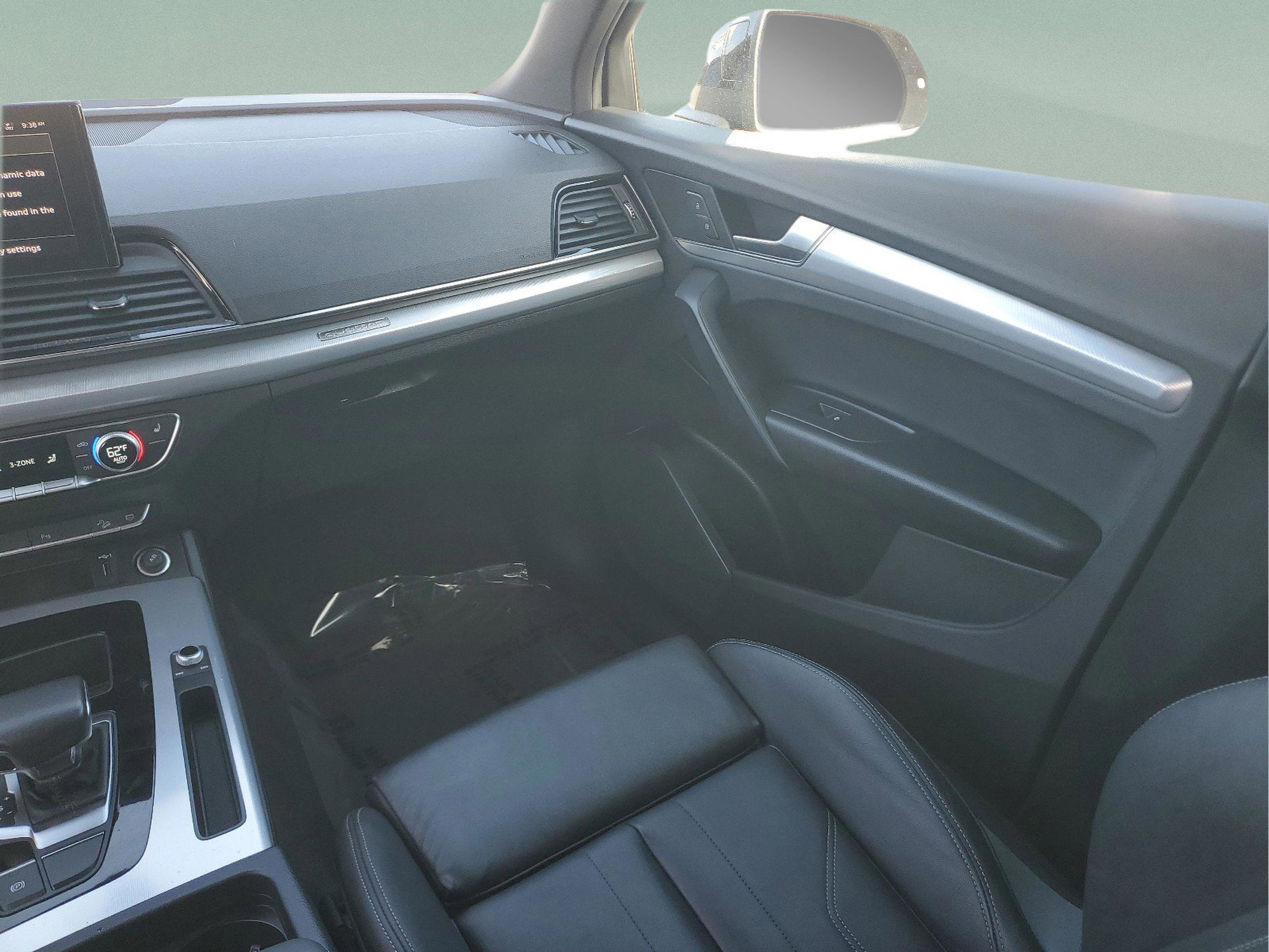 Used 2025 Audi Q5 2.0T Premium image 15