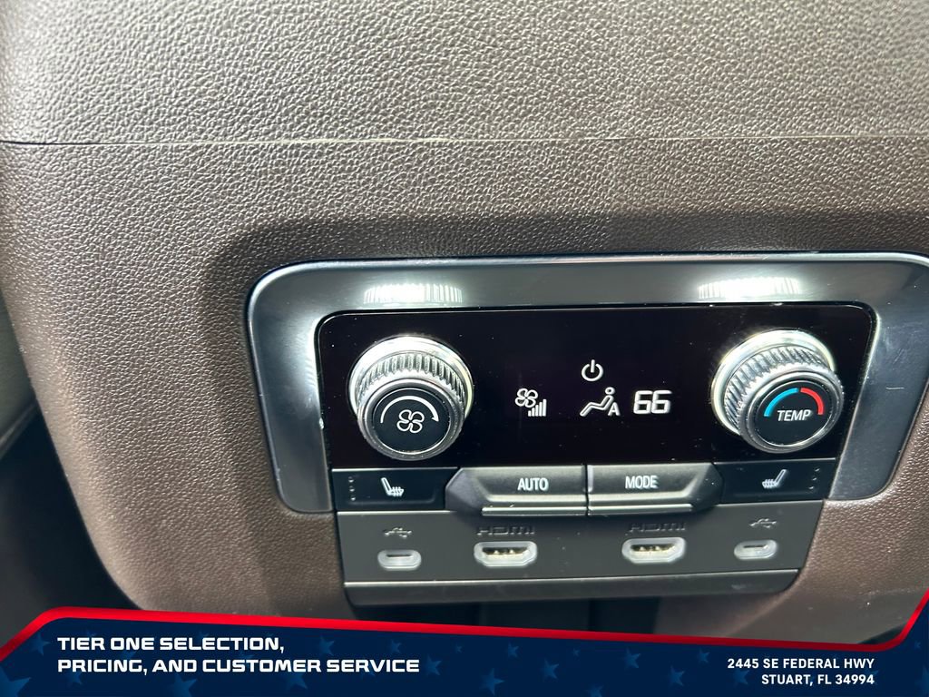 Used 2021 GMC Yukon SLT w/ SLT Premium Package RWD image 31