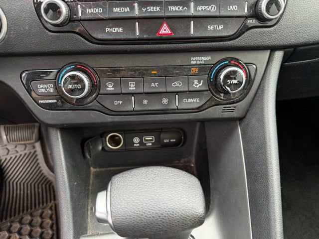 Used 2019 Kia Niro LX FWD image 18