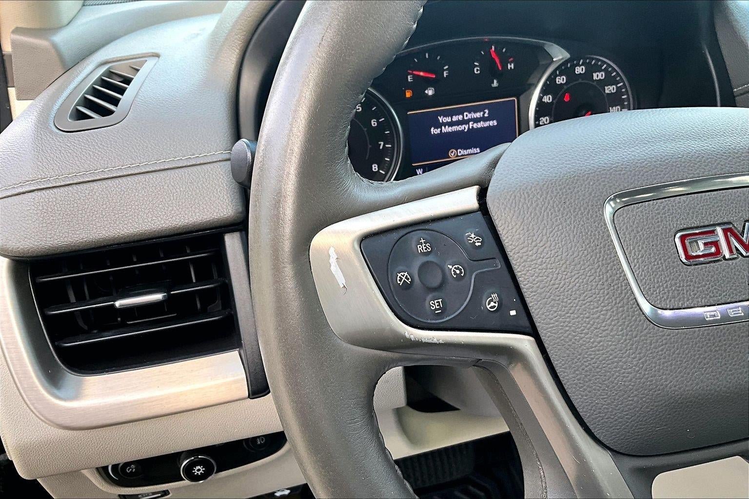 Used 2020 GMC Terrain Denali w/ Denali Premium Package AWD/4WD image 17