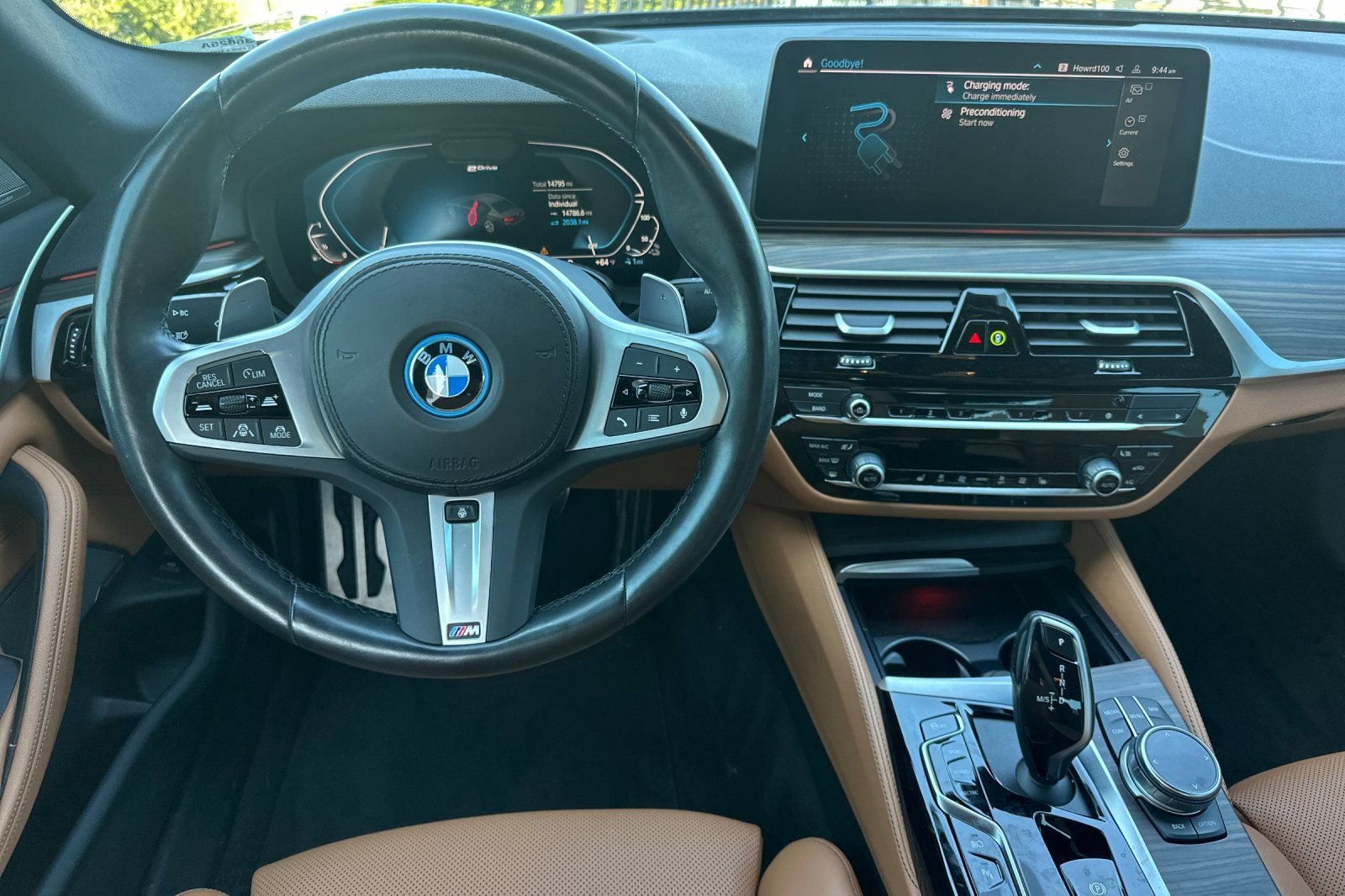 Used 2023 BMW 530e w/ M Sport Package RWD image 16