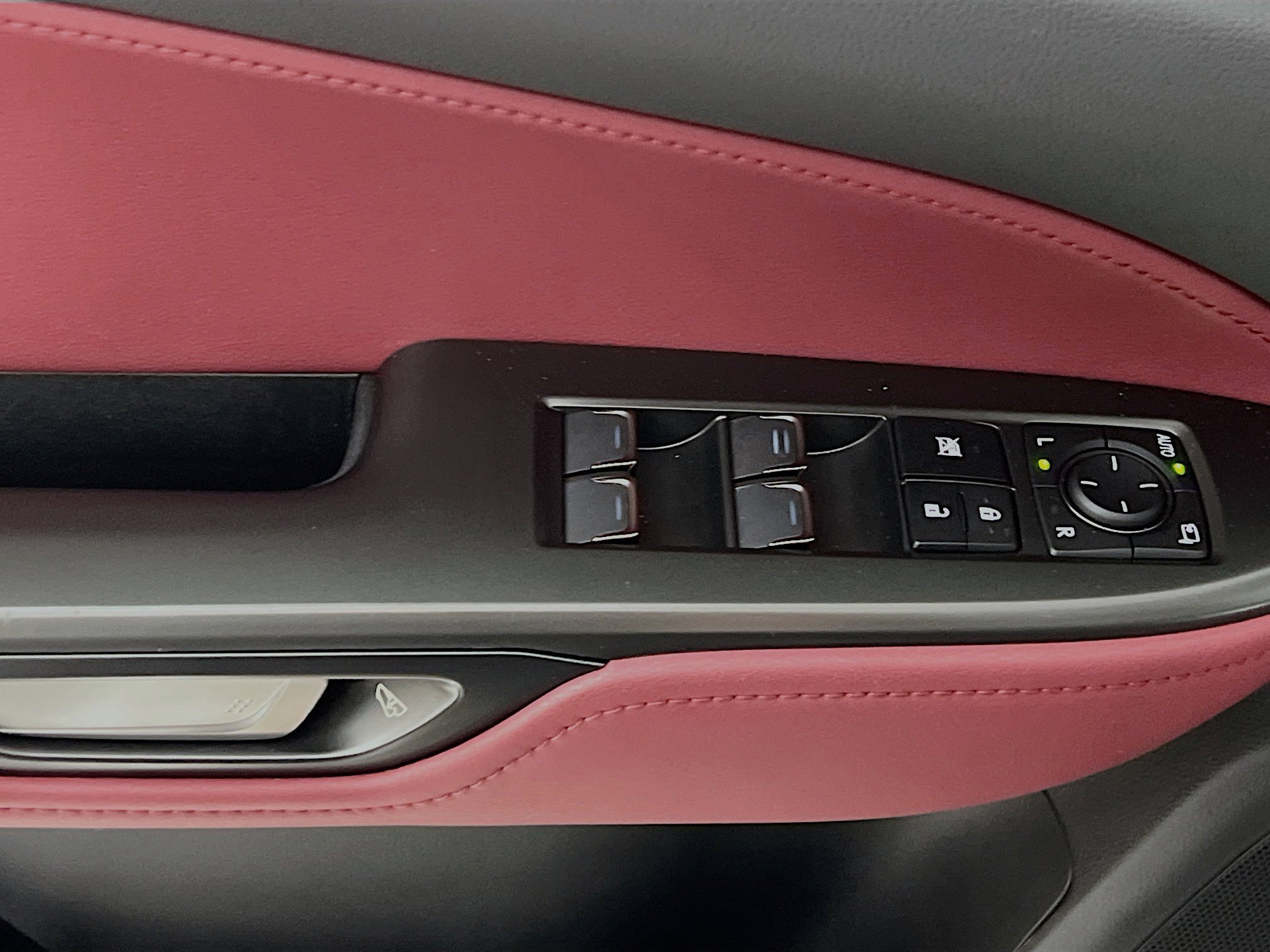 Used 2023 Lexus NX 250 FWD w/ Towing Package (2000 Lbs) image 17